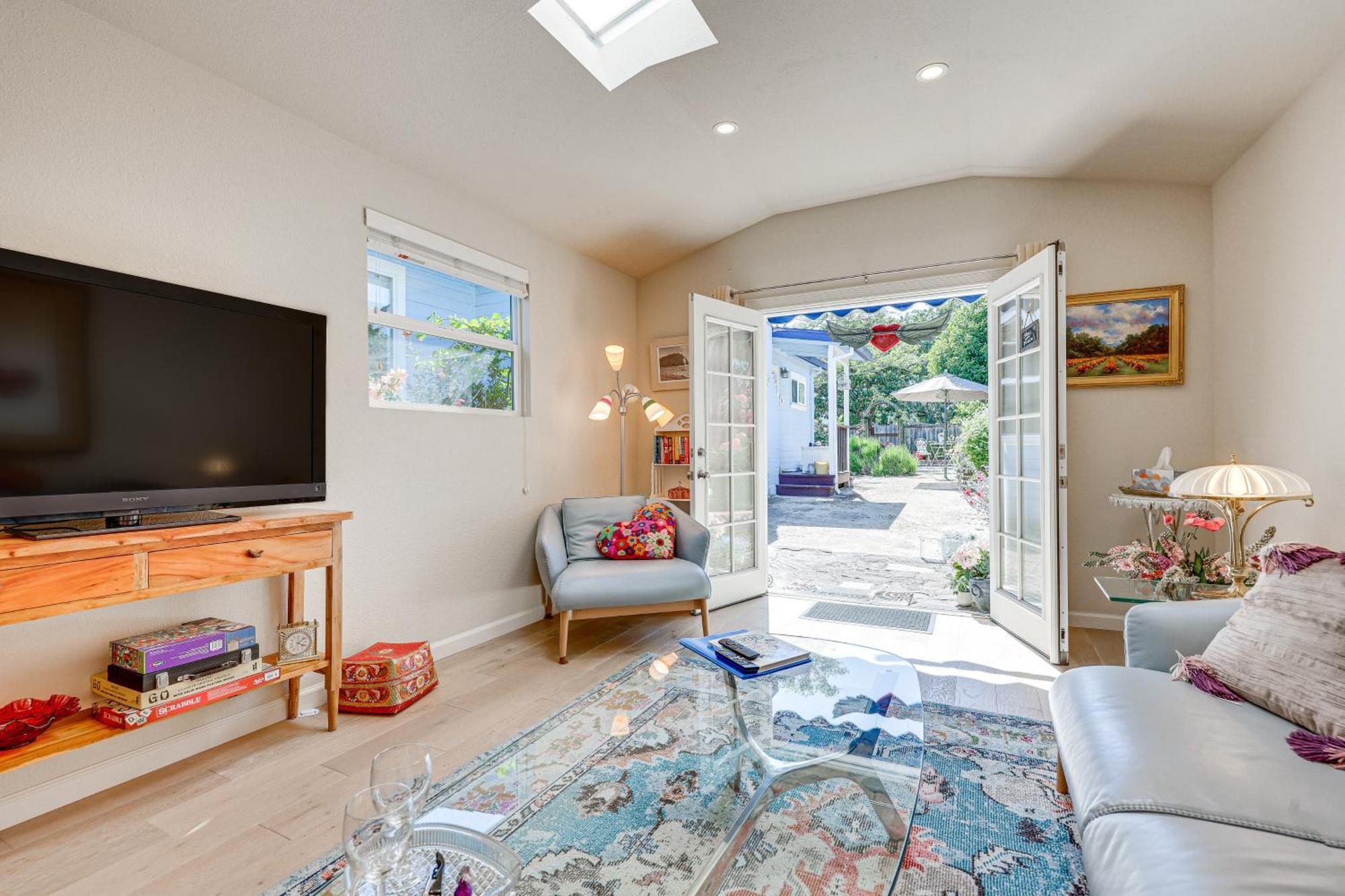 Romantic Casita With Garden And Deck 2 Miles To Plaza! ソノマ エクステリア 写真